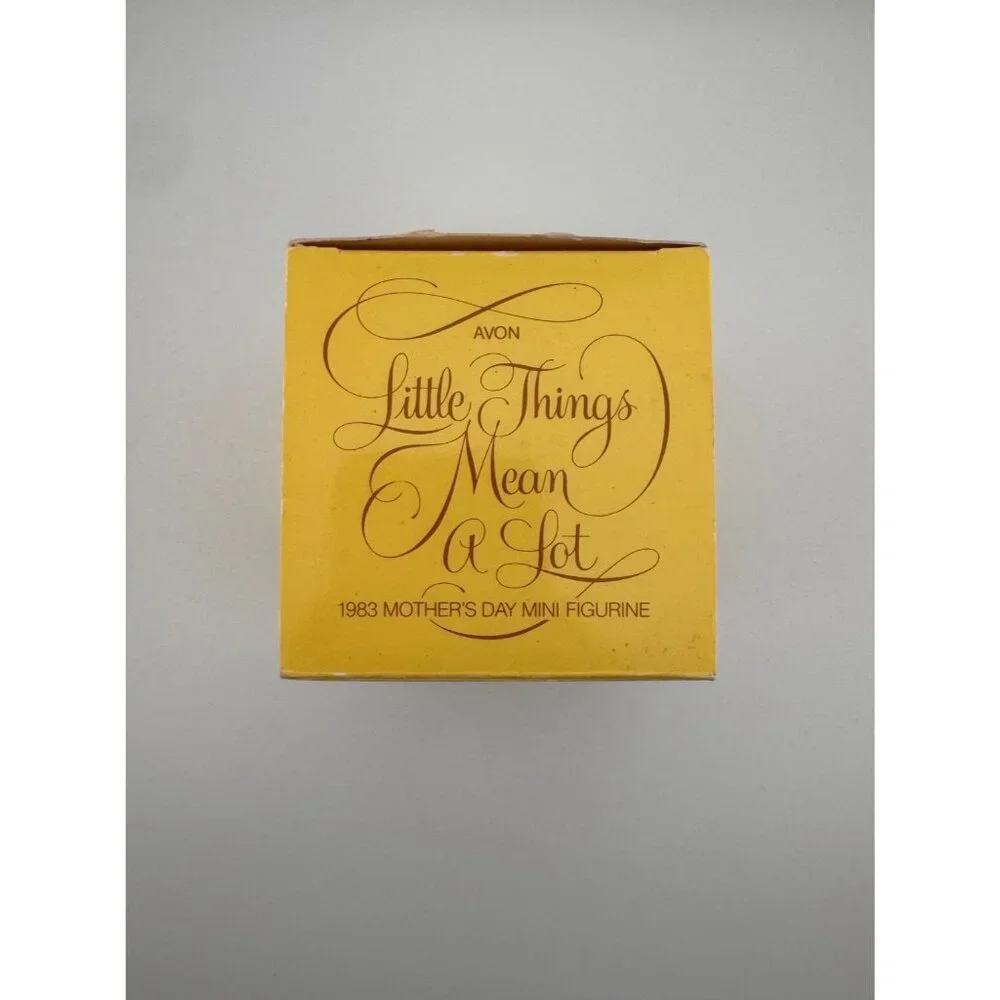 AVON Vintage 1983 Little Things Mean A lot Mother's Day Mini Figurine